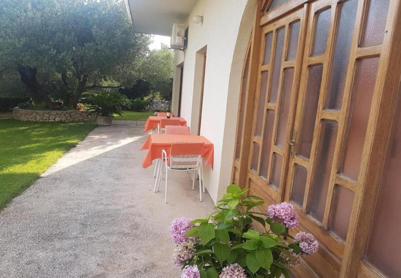 Sunny - Quiet And Relaxing Makarska